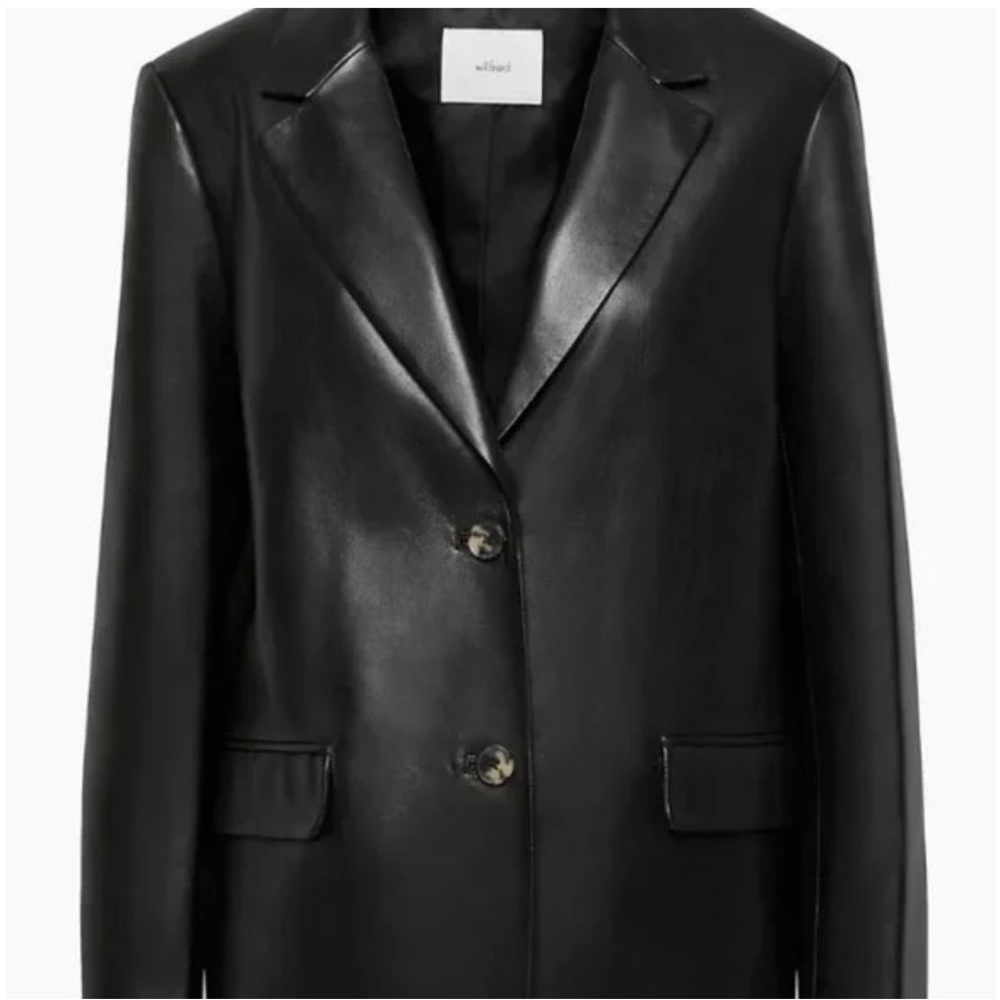 Aritzia Wifred vegan leather blazer (xs)